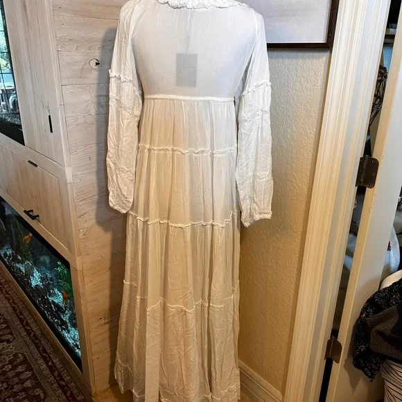 Area Stars NWT white medium maxi Ali dress, cottagecore, bridal, boho - Picture 5 of 16